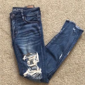 American Eagles size 10 Distressed Jeans